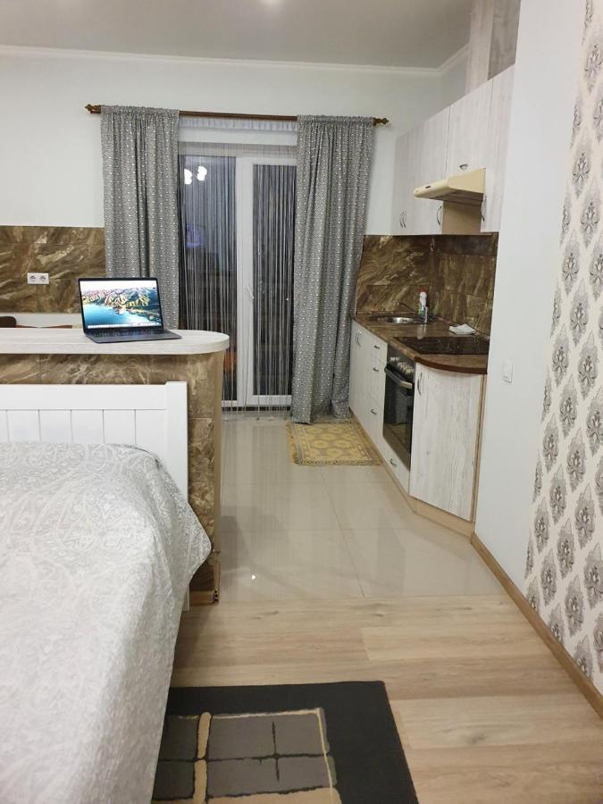 Квартира-Студія Lutsk Luaran gambar